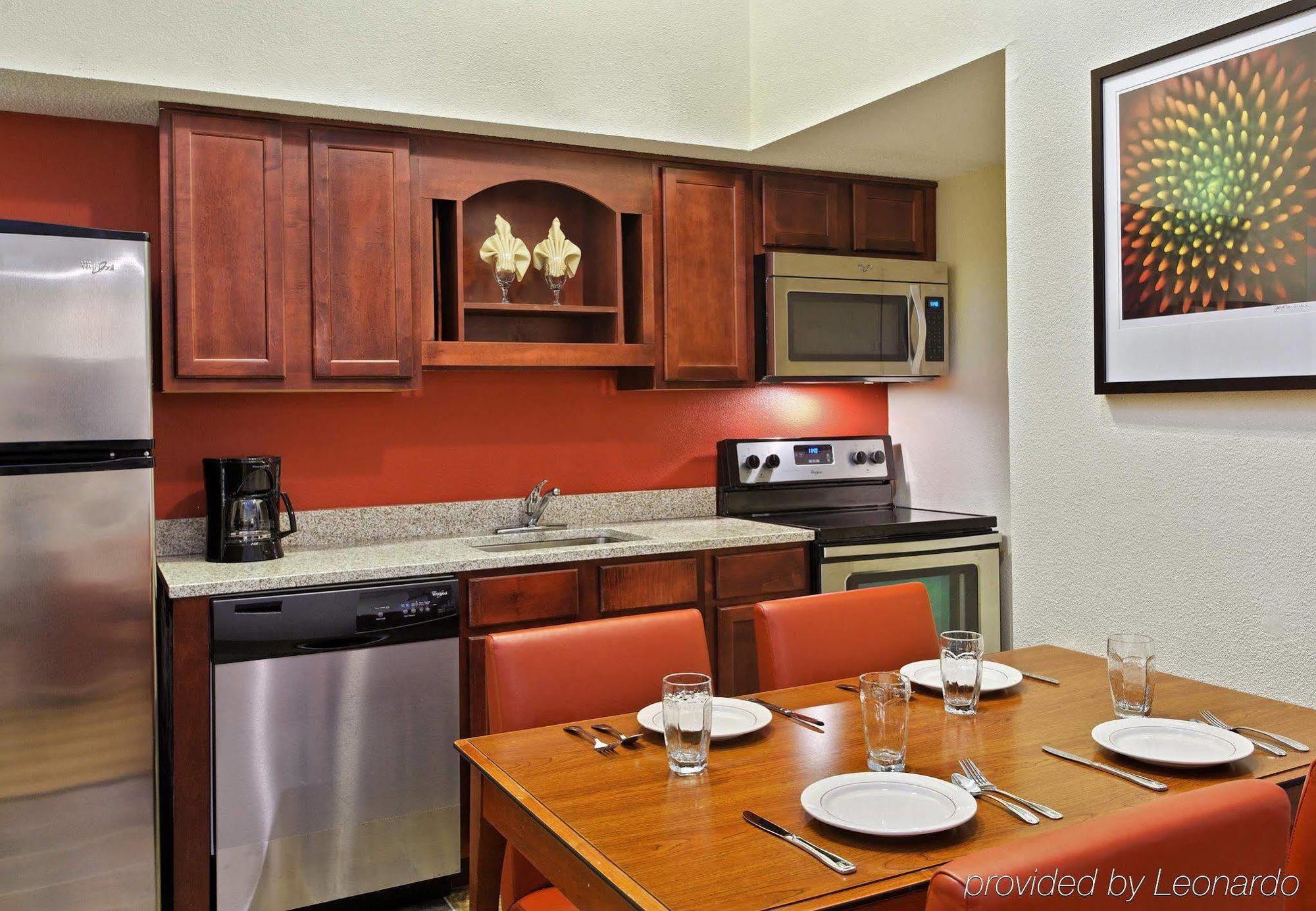 Residence Inn By Marriott Winston Salem University Area Bagian luar foto