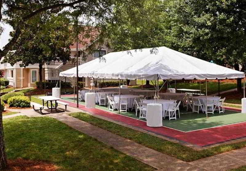 Residence Inn By Marriott Winston Salem University Area Bagian luar foto