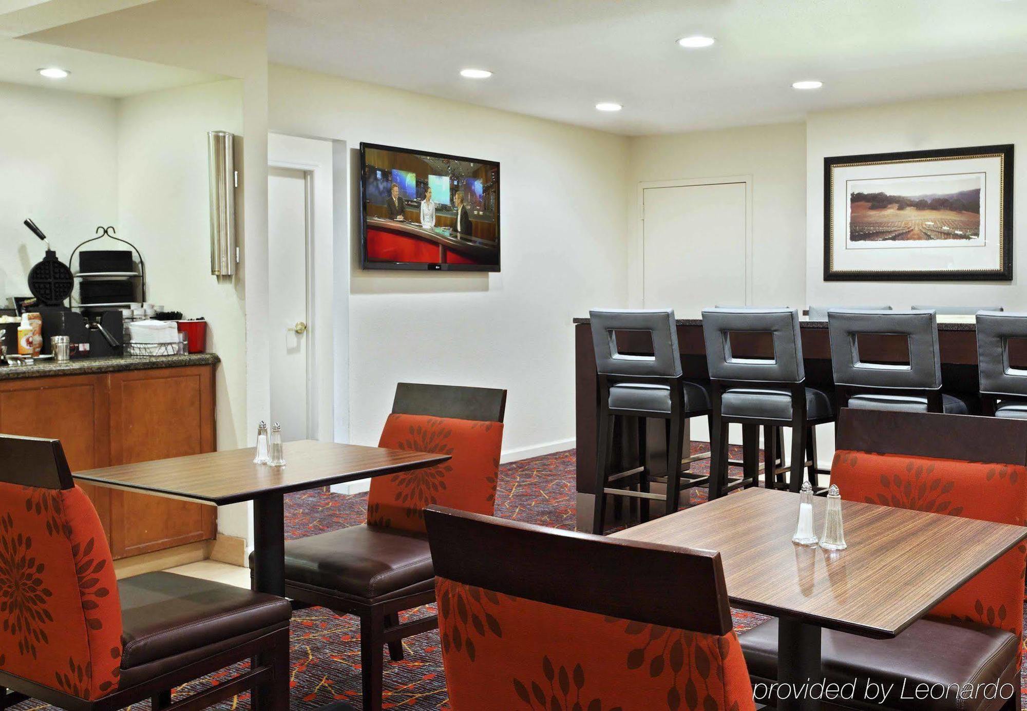 Residence Inn By Marriott Winston Salem University Area Bagian luar foto
