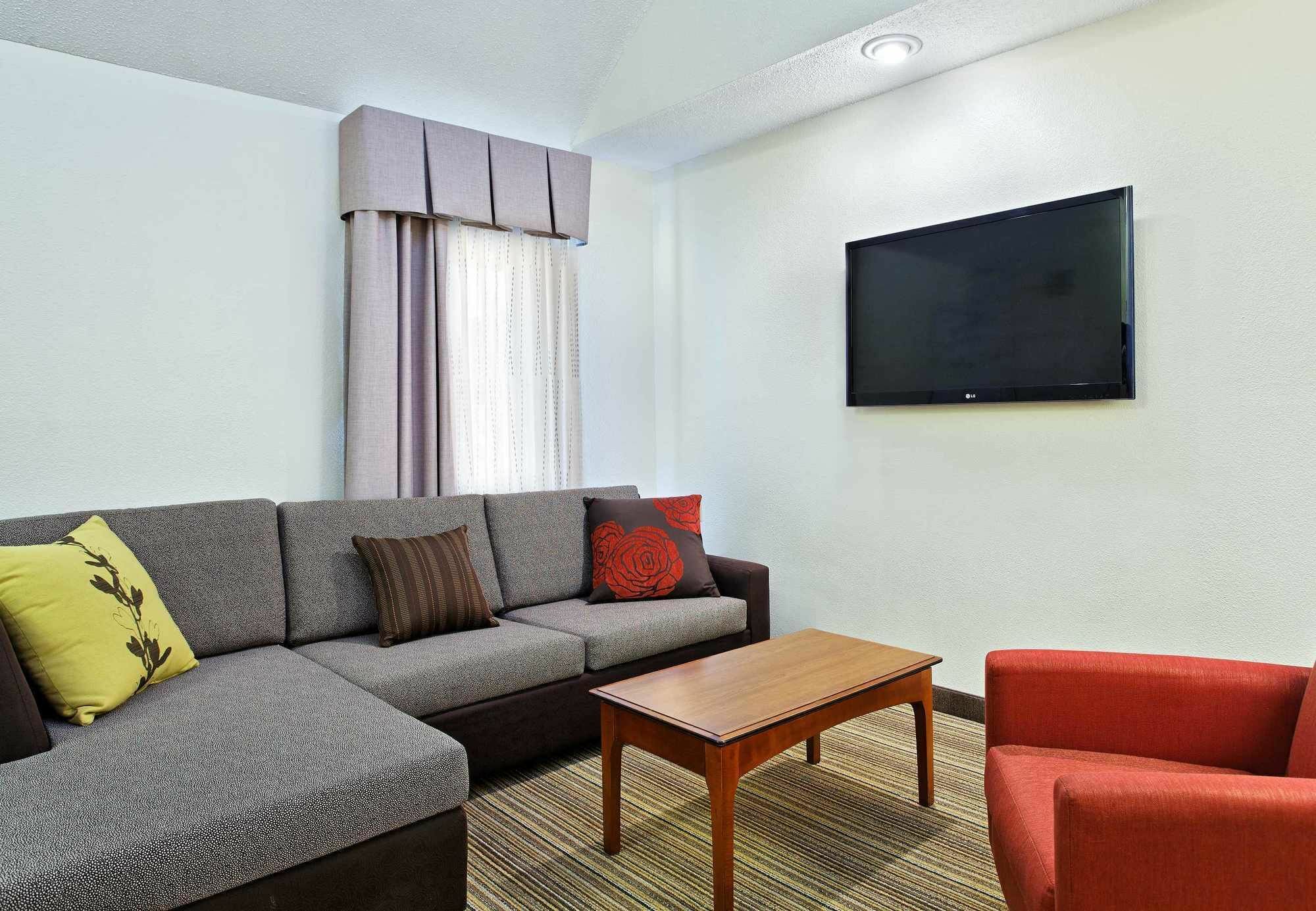 Residence Inn By Marriott Winston Salem University Area Bagian luar foto