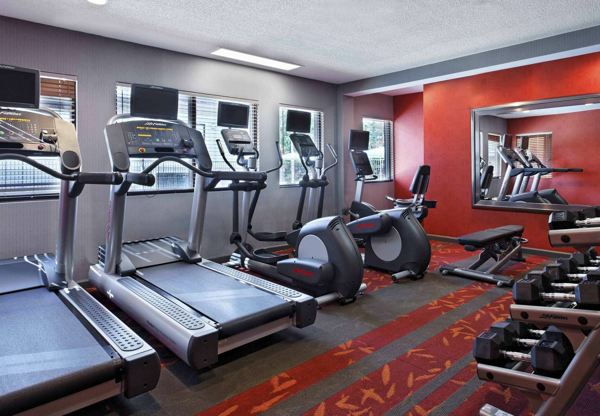 Residence Inn By Marriott Winston Salem University Area Bagian luar foto