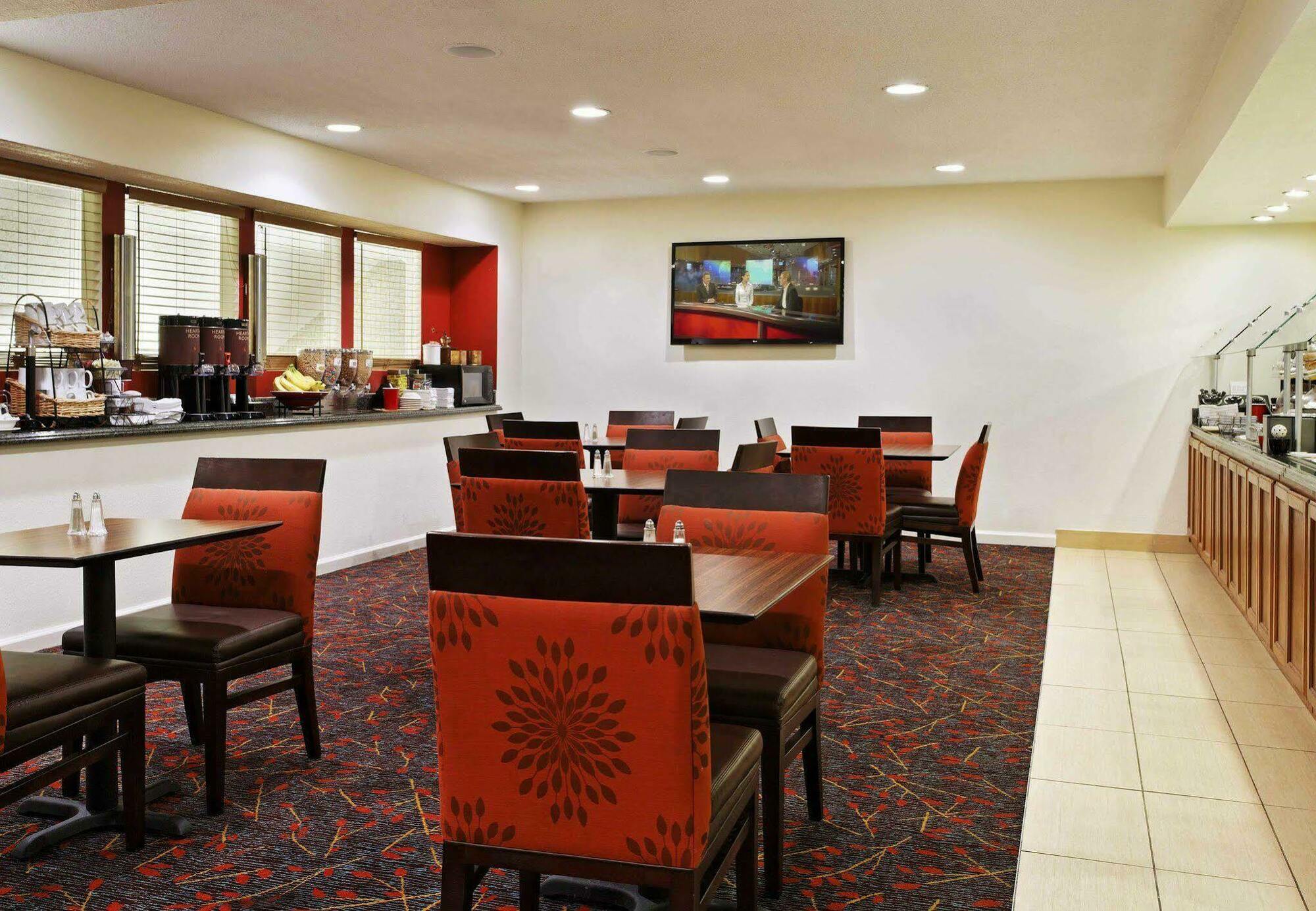 Residence Inn By Marriott Winston Salem University Area Bagian luar foto